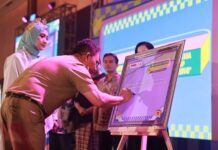 Pj Sekda Makassar Buka Peringatan Hari Ibu ke-96, Teken Komitmen Pencegahan Kekerasan Anak di Ranah Daring