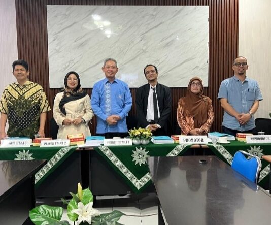 Unismuh Makassar Gelar Ujian Disertasi Tertutup, Hadirkan Wakil Menteri Dikti Saintek