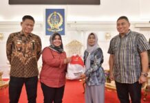 Direktur PSKBA Kemensos serahkan 3.000 Paket Bantuan untuk Korban Banjir di Sulsel