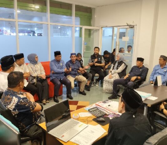 Direksi PD Parkir Makassar Raya Dampingi Komisi B Sidak Pasar Butung