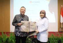 Aliyah Mustika Ilham Dukung Semangat Juang Mahasiswa Unhas di Kejurnas Kempo