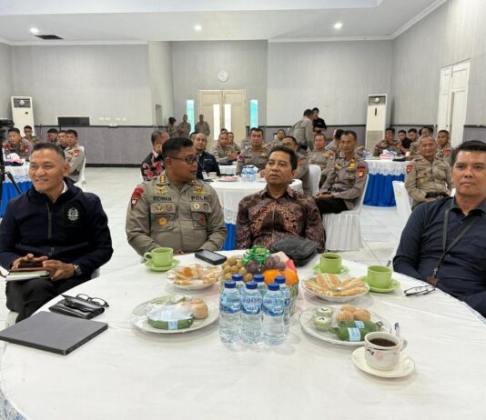 Satbrimob Polda Sulsel Gelar Sarasehan, Dansat Ingatkan Personel Jaga Kekompakan