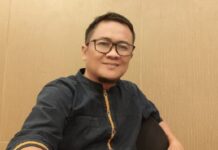 Politik Panggung Depan dan Panggung Belakang dalam Penetapan Roy Suryo Cs sebagai Tersangka