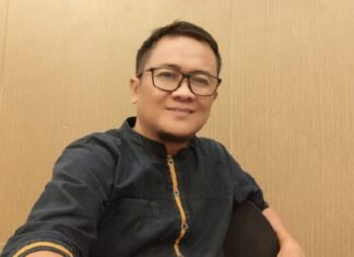 Politik Panggung Depan dan Panggung Belakang dalam Penetapan Roy Suryo Cs sebagai Tersangka
