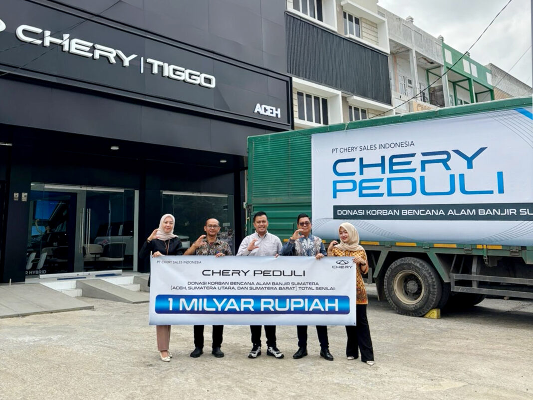 Chery-Peduli-Aceh-1