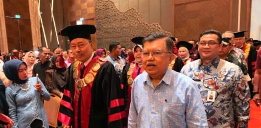 Jusuf Kalla: Sarjana Harus Jadi Pencipta Lapangan Kerja dan Penjaga Alam