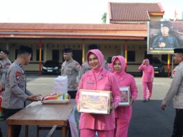 Brimob Polda Sulsel Sambangi Panti Asuhan An Nur: Bagi-bagi Sembako hingga Takjil