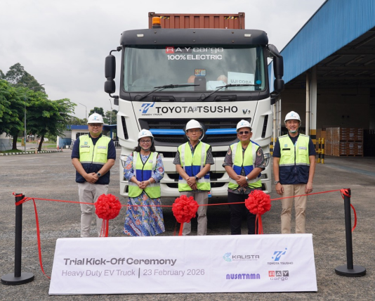 Sinergi KALISTA bersama Nusatama Dukung Toyota Tsusho Indonesia Perkuat Transisi Berkelanjutan Logistik Nasional Melalui Uji Coba Truk Kontainer EV