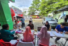 Jelang Ramadan, STIA Abdul Haris Makassar Bersama PMI Gelar Aksi Donor Darah