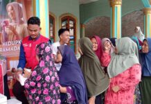 Teh Celup Sosro Bagikan 6.700 Paket Berbuka di Sumatera Utara dan Aceh, Merajut Kembali Kebersamaan dan Kehangatan di Bulan Suci