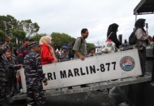 Mudik Gratis Aman Dan Nyaman Bersama TNI AL, Ratusan Warga Selayar Diberangkatkan Oleh Dankodaeral VI dengan Kapal Perang KRI Marlin-877
