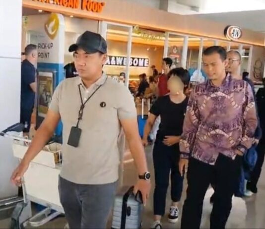 OJK BERSAMA BARESKRIM AMANKAN TERSANGKA KASUS DUGAAN TINDAK PIDANA PERBANKAN