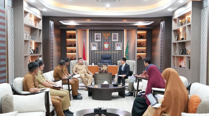 Sambangi Kantor Wali Kota Makassar, Konjen Jepang Beri Selamat Kepada Appi