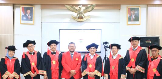 Imron Rizki Azis Raih Doktor di Unhas, Soroti Lemahnya Penyelesaian Sengketa Informasi Publik