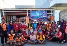 Warga Rappokalling Gelar Jumat Bersih, Camat Tallo Ajak Tingkatkan Kesadaran Lingkungan