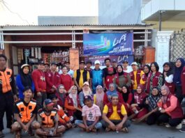 Warga Rappokalling Gelar Jumat Bersih, Camat Tallo Ajak Tingkatkan Kesadaran Lingkungan