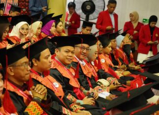 Alhamdulillah, Yasir Machmud Resmi Sandang Gelar Doktor di Unhas