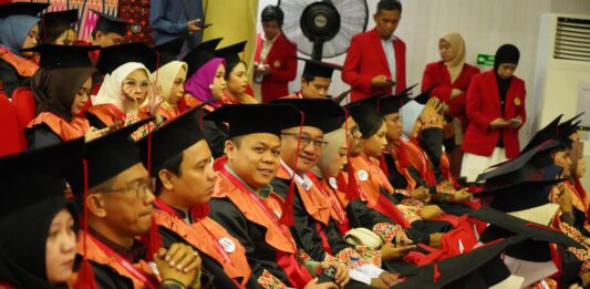 Alhamdulillah, Yasir Machmud Resmi Sandang Gelar Doktor di Unhas
