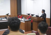 Promosi Doktor di STIE AMKOP Makassar, Manuel Lambi Teliti Peran Modal Manusia bagi Kinerja Bank BUMN di Manokwari