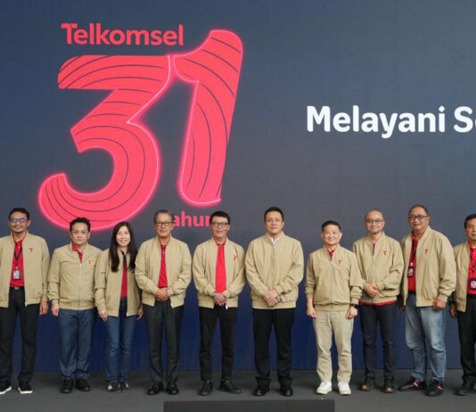 Spesial HUT ke-31, Telkomsel Tegaskan Komitmen “Melayani Sepenuh Hati” untuk Pelanggan Indonesia