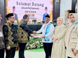 Sambut Kloter 18, Slamat Mustafa Sebut Kemabruran Haji Diuji Saat Kembali ke Masyarakat