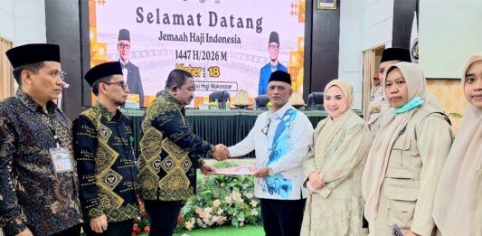 Sambut Kloter 18, Slamat Mustafa Sebut Kemabruran Haji Diuji Saat Kembali ke Masyarakat