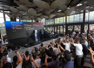 BYD Resmi Umumkan Harga M6 DM, Dibanderol Mulai Rp298 Juta