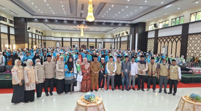 Wabup Wajo dan dr. Hj. Sitti Maryam Sambut Kloter 10 UPG, Asa Afif Puji Sinergi Pelayanan Haji