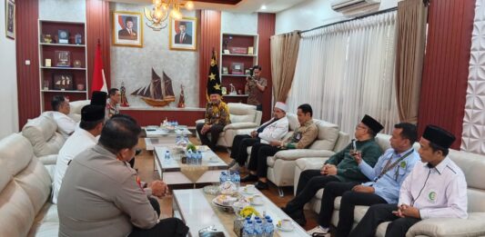 Dihadapan Kakanwil Kemenag, Kapolda Sulsel Siap Hadir dan Support Kesuksesan Tabliq Akbar dan Istigosah IPIM