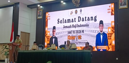 Kloter 12 Sulbar Tiba Saat Subuh, Petugas PPIH Tetap Siaga Layani Jemaah hingga Pagi