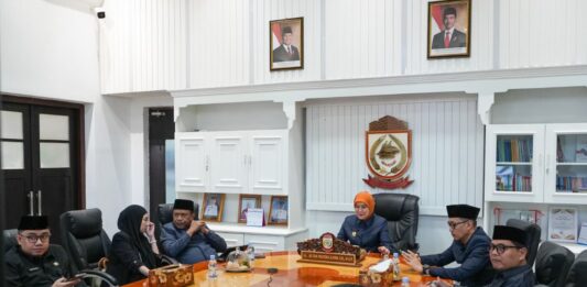 Wakil Wali Kota Makassar Sampaikan Jawaban Wali Kota atas Pandangan Umum Fraksi DPRD Secara Daring