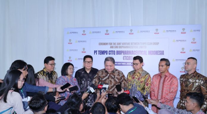 Menko perekonomian Airlangga Sebut Prestasi Taruna Ikrar Dongkrak Daya Saing Indonesia, BPOM Siap Kawal Investasi Biofarmasi