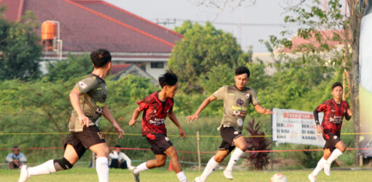 BERITA FOTO:Dokter Koboi FC Menang Telak 4-0 atas Aksara FC