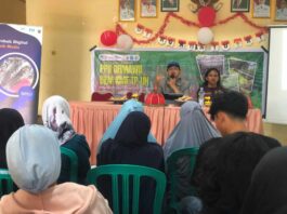 Tim Cara’de BEM KMF TP UH Dorong Masyarakat Desa Tinggimae Optimalkan Media Sosial untuk Promosi Produk