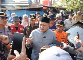 Wali Kota dan Ketua TP PKK Kota Makassar Tinjau Kebakaran Tallo Pastikan Bantuan dan Pemulihan Warga Berjalan