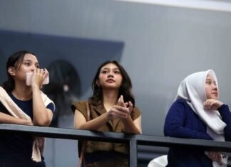 BERITA FOTO:Semarak Suporter Warnai Tribun Honda DBL 2026 South Sulawesi