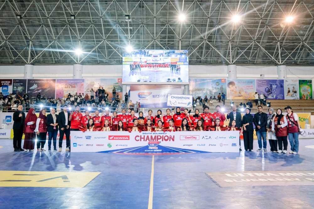 Potret SMAN 11 Makassar berhasil meresmikan diri sebagai kampiun DBL South Sulawesi 2025