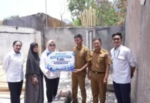 Pelindo Regional 4 Salurkan Bantuan bagi Korban Kebakaran di Makassar